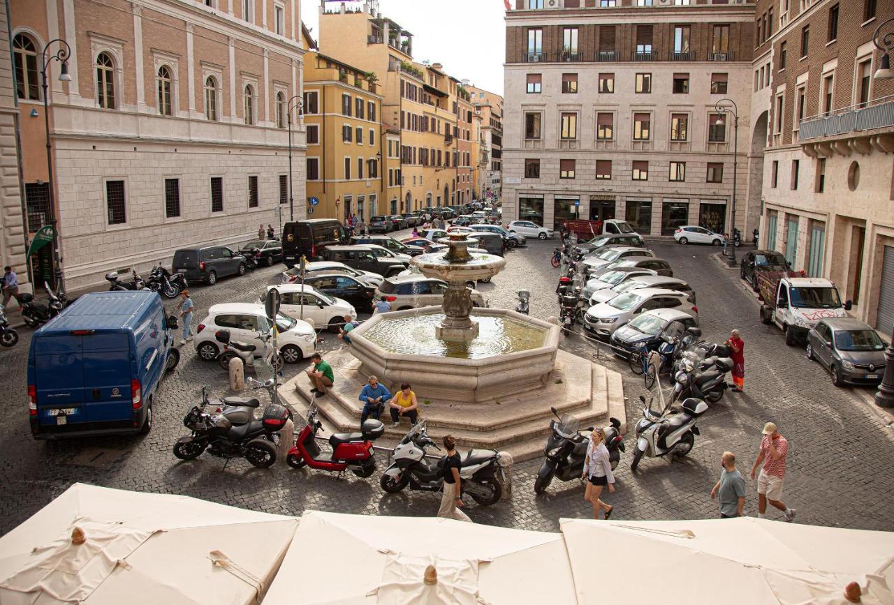 Repetita Juvant Rome Exterior photo